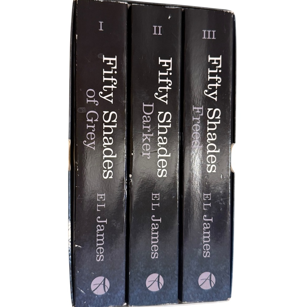 EL James Fifty Shades Trilogy Book Set OS Black Romance Paperback 3-Book Box Set